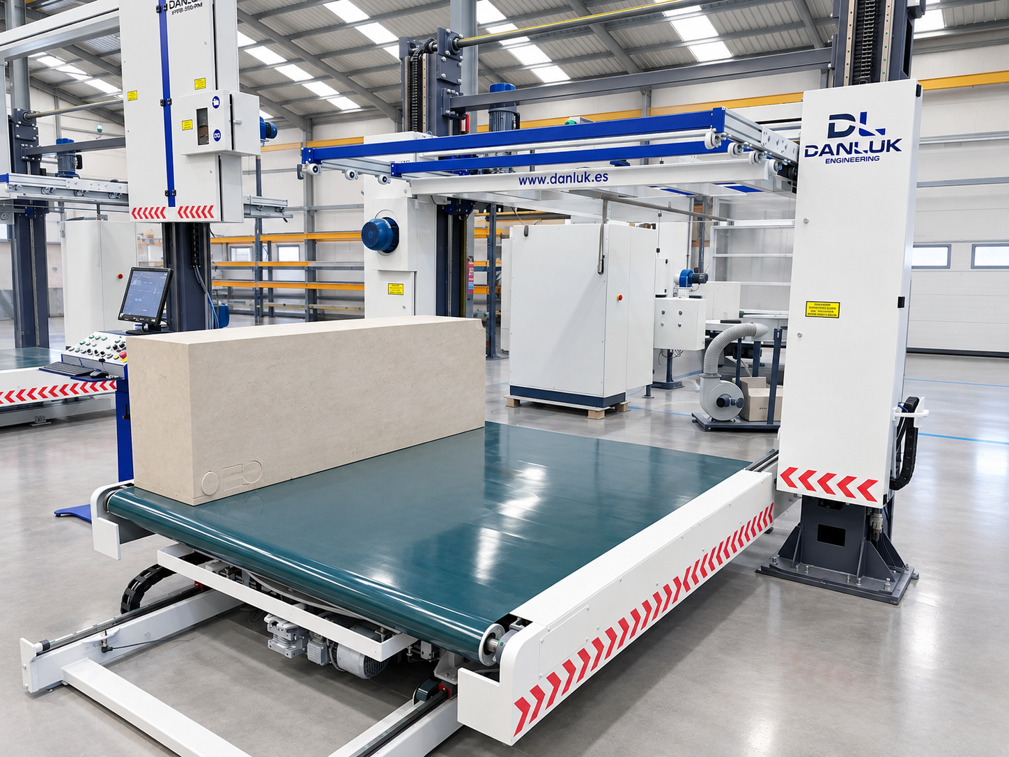 Corte CNC de espuma | HFW-360